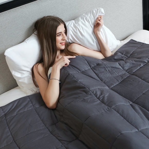 15 lb Weighted Blanket - Cooling, Cotton, Queen - Picture 6 of 17